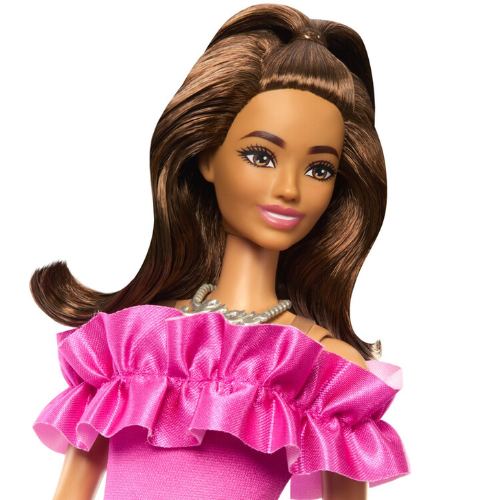 PAPUSA BARBIE FASHIONISTA SATENA CU ROCHIE ROZ